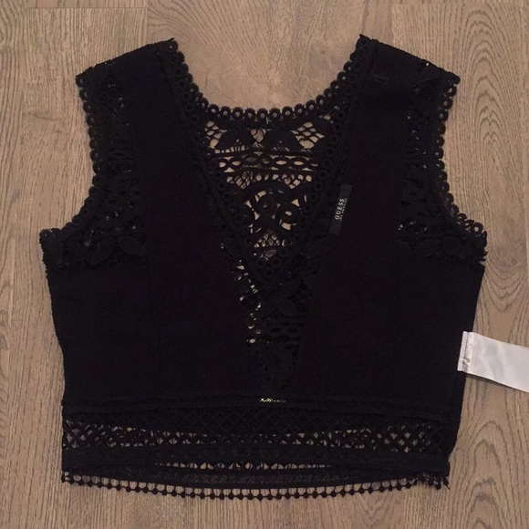 Guess Tiffany Black Lace Crop V Neck Top Sz M EUC - Picture 14 of 16